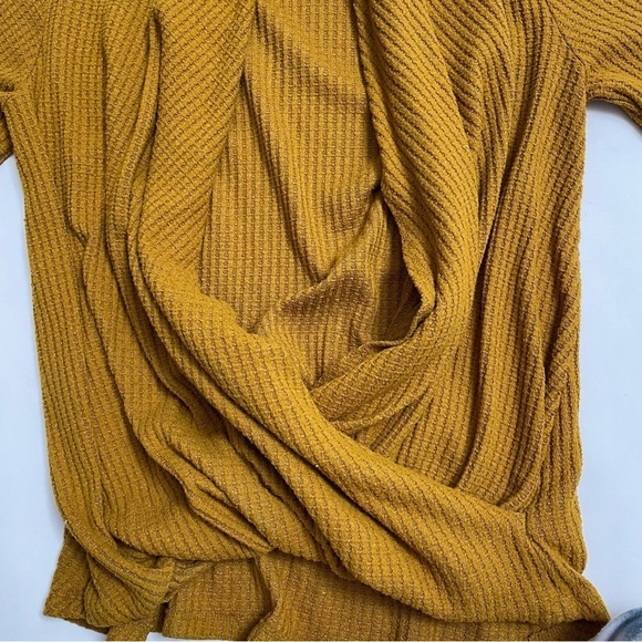 ANTHRO AKEMI + KIN waffle knit wrap long sleep top - Picture 4 of 5